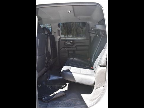 Used 2020 Chevrolet Silverado 2500 LT w/ Z71 Off-Road Package AWD/4WD image 18