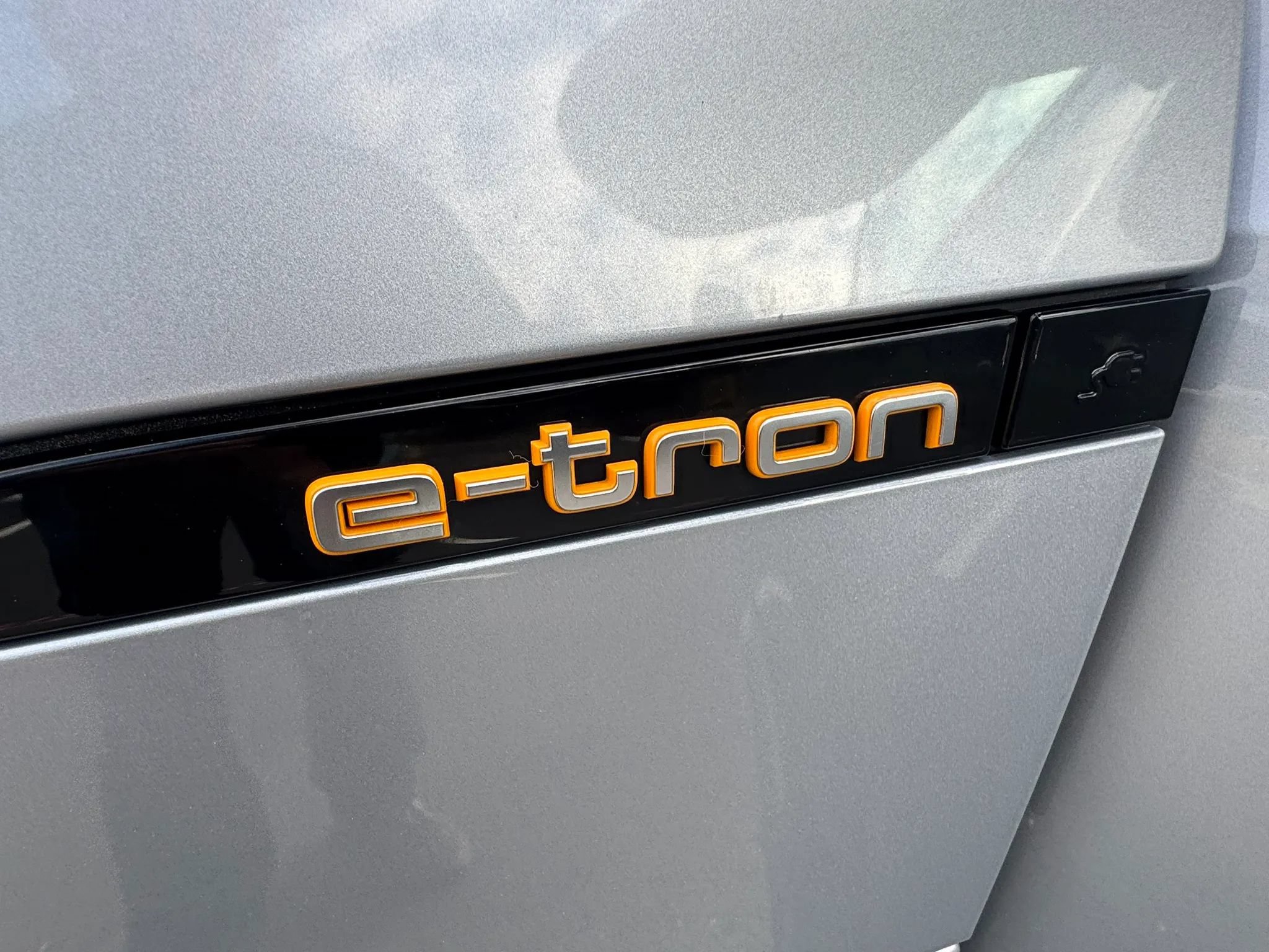 Used 2021 Audi e-tron Premium Plus w/ Premium Plus Package AWD/4WD image 20