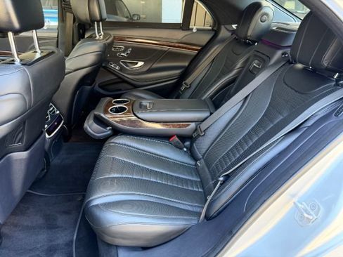 Used 2018 Mercedes-Benz S 560 4MATIC Sedan image 16