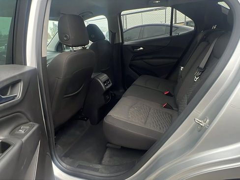 Used 2021 Chevrolet Equinox LT image 27