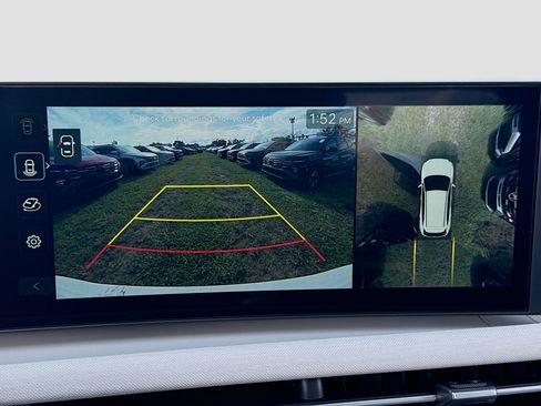 New 2026 Hyundai Tucson Limited image 12