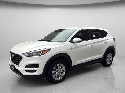 Used 2021 Hyundai Tucson SE FWD image 2