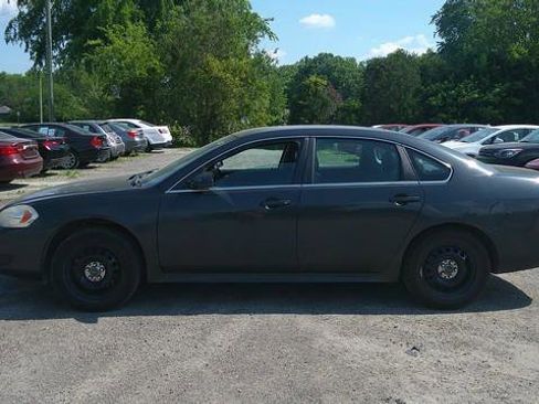 Used 2013 Chevrolet Impala Police FWD image 1