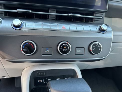 New 2026 Hyundai Kona SE image 23