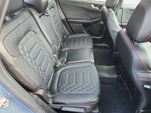 Used 2023 Ford Escape ST-Line Elite w/ Premium Technology Package AWD/4WD image 30