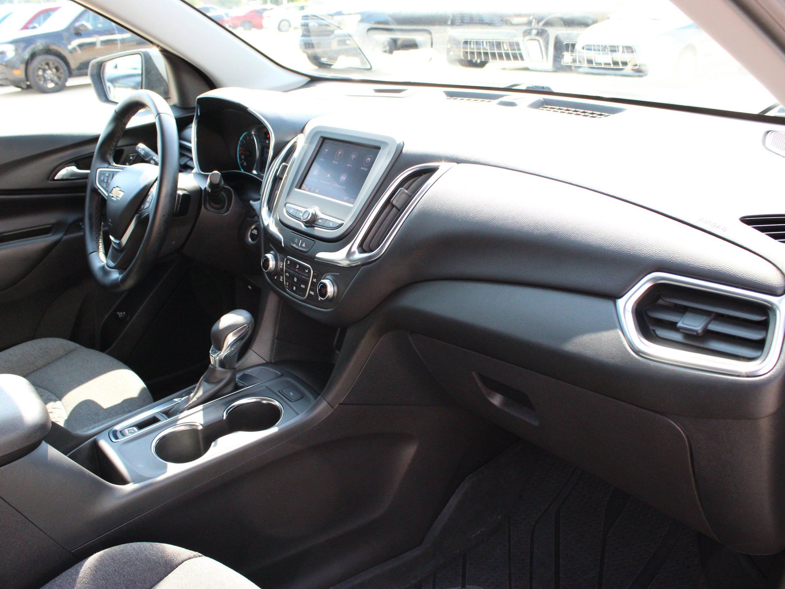 Used 2023 Chevrolet Equinox LT FWD image 37