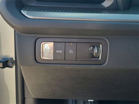 New 2026 Chevrolet Traverse LT w/ Midnight/Sport Edition image 26