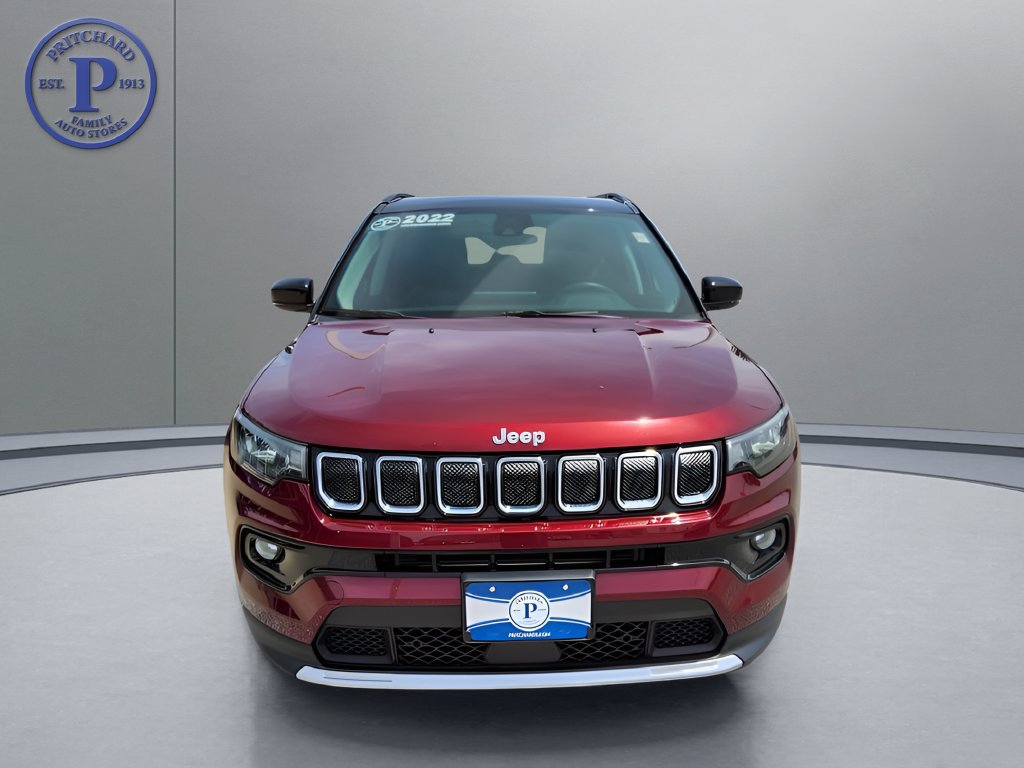 Used 2022 Jeep Compass Limited AWD/4WD image 2