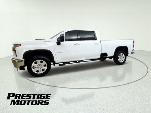 Used 2021 Chevrolet Silverado 2500 LTZ w/ LTZ Premium Package AWD/4WD image 3