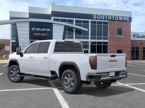 New 2026 GMC Sierra 2500 SLT image 3
