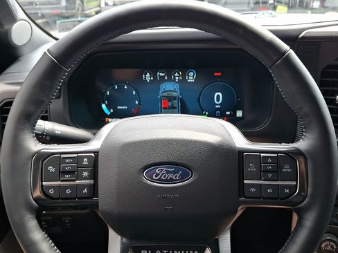 Certified 2025 Ford F150 Platinum AWD/4WD image 22