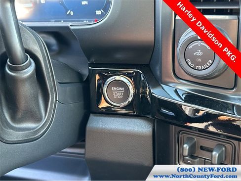 New 2026 Ford F250 Lariat w/ Black Appearance Package image 27