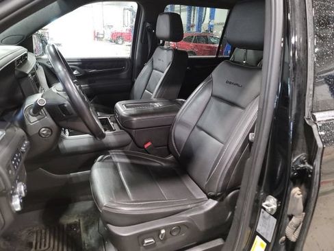 Used 2022 GMC Yukon XL Denali AWD/4WD image 9