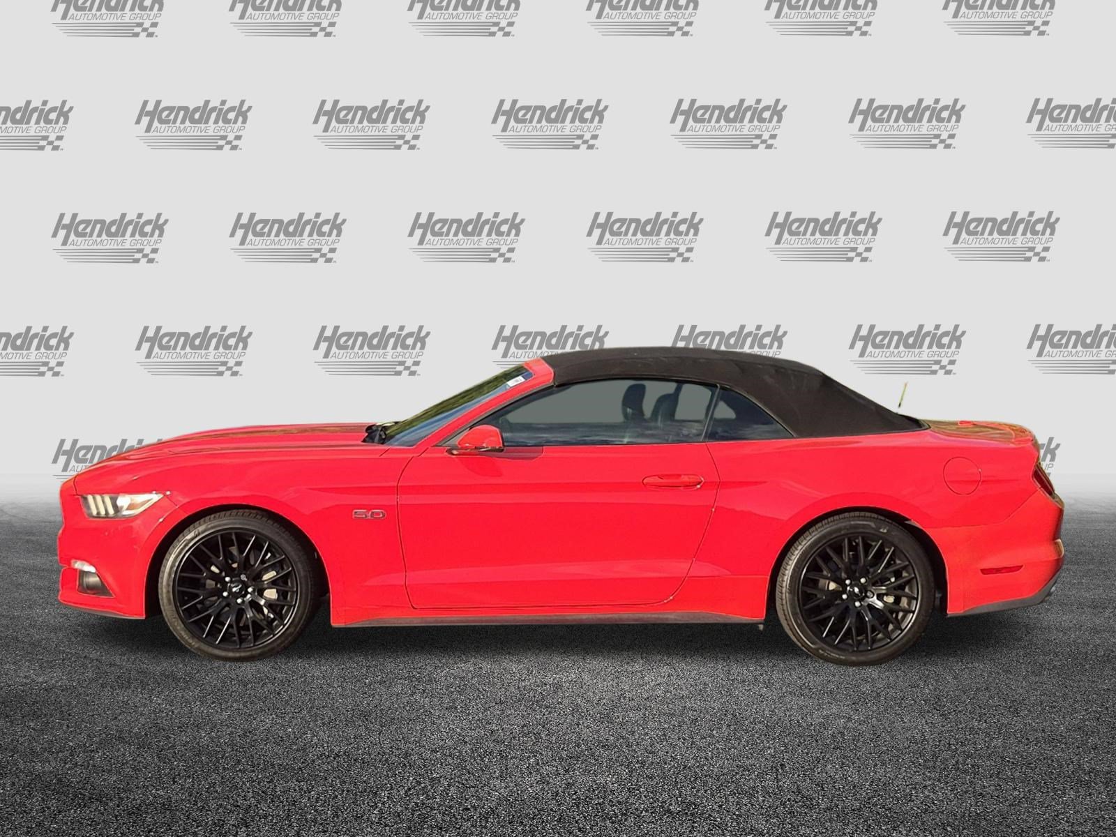 Used 2016 Ford Mustang GT Premium RWD image 7