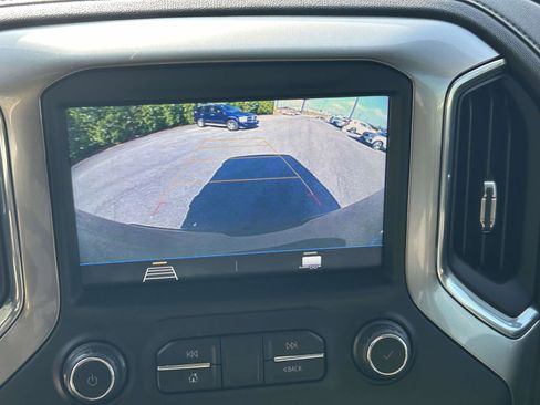 Used 2021 Chevrolet Silverado 1500 LT image 23