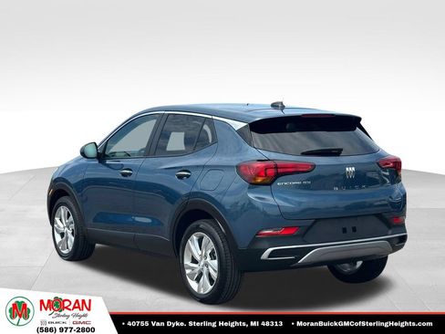 Certified 2024 Buick Encore GX Preferred w/ Comfort Package FWD image 3