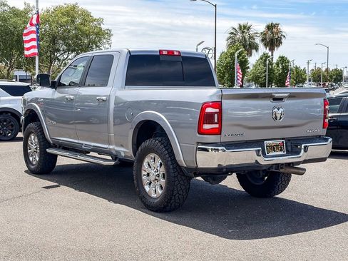 Used 2020 RAM 2500 Laramie AWD/4WD image 2