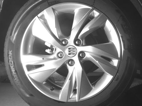 Used 2025 Buick Encore GX Preferred AWD/4WD image 15
