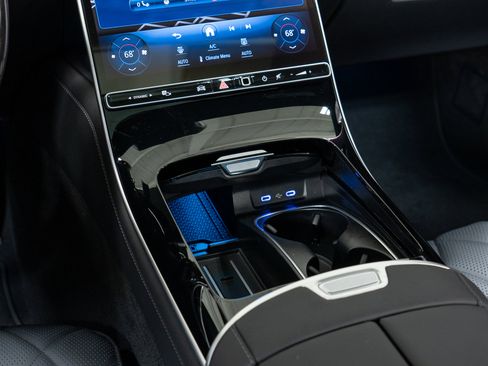 New 2026 Mercedes-Benz S 580 4MATIC Sedan image 21