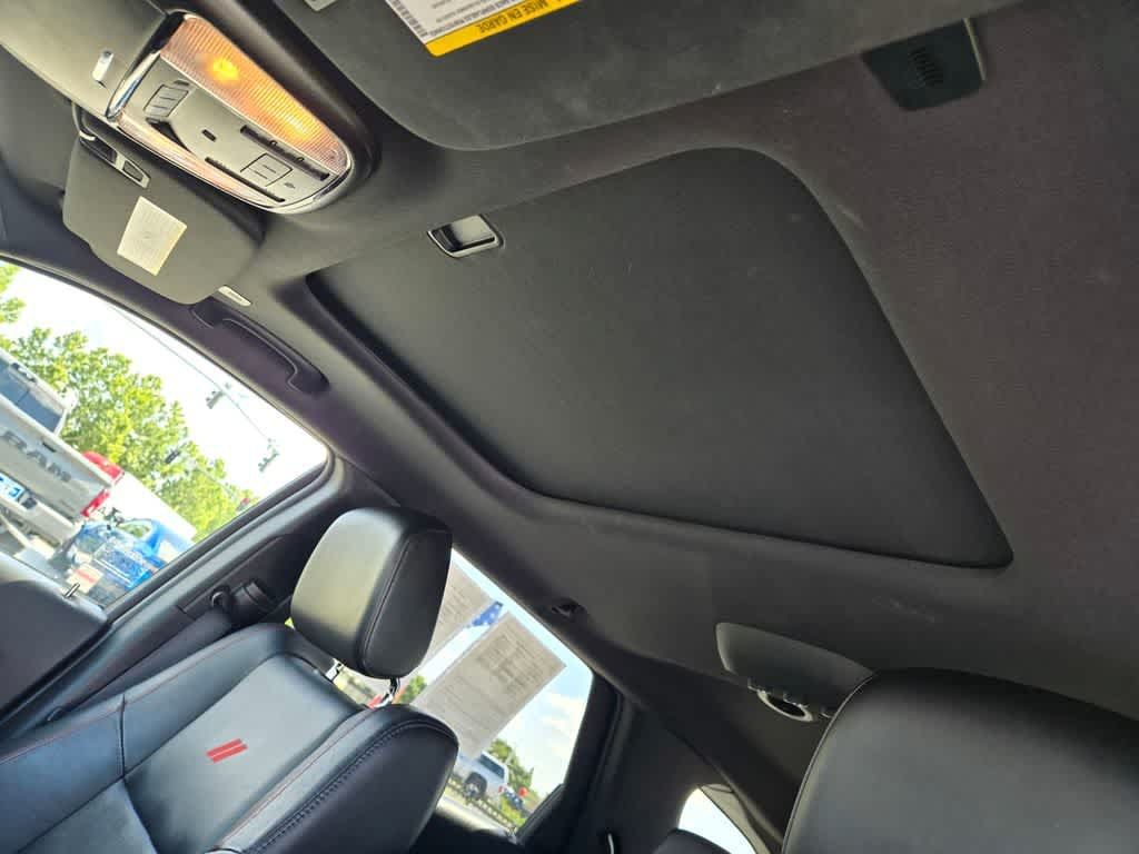 Used 2024 Dodge Durango GT AWD/4WD image 13