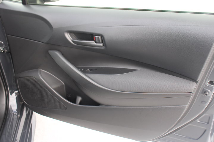 Certified 2025 Toyota Corolla LE FWD image 17