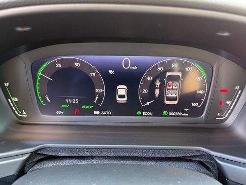 Certified 2025 Honda Accord Sport image 23