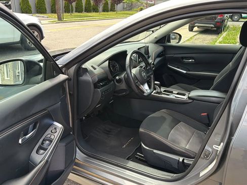 Used 2020 Nissan Sentra SR FWD image 23