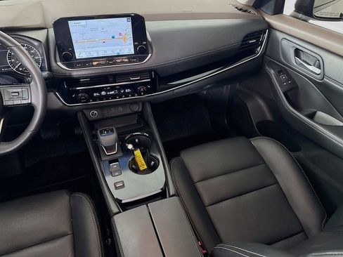 Used 2023 Nissan Rogue SL w/ SL Premium Package FWD image 30