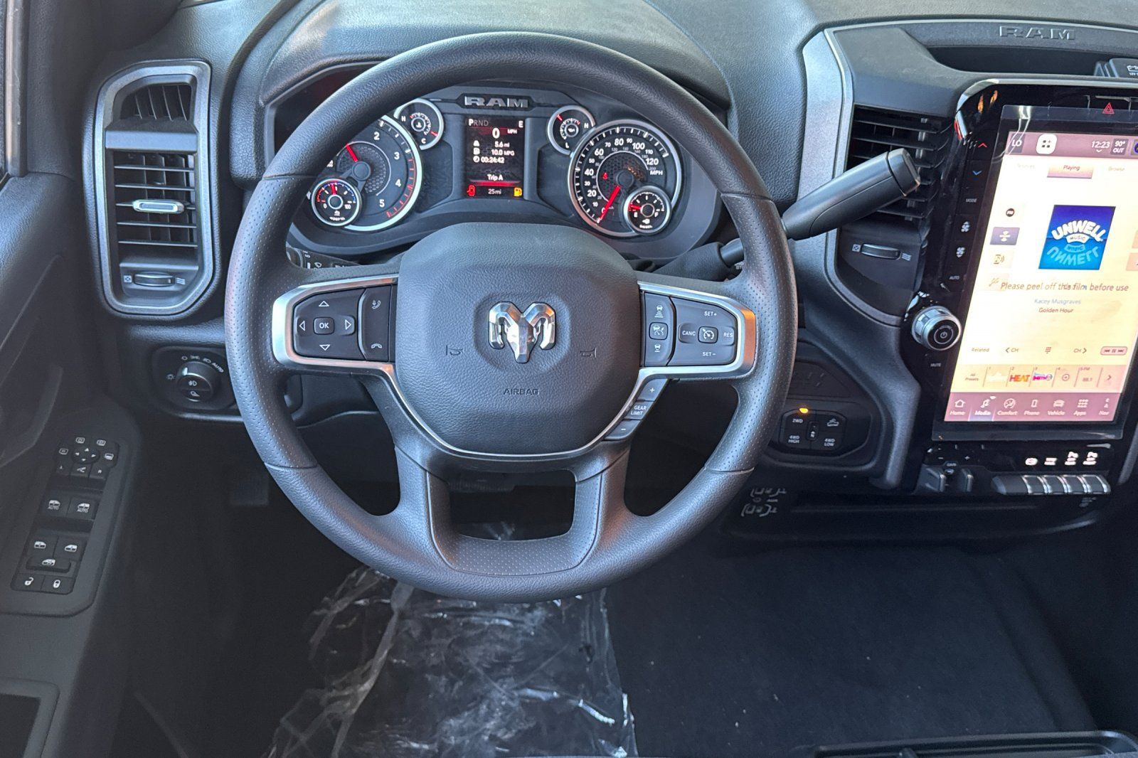 New 2026 RAM 2500 Warlock AWD/4WD image 13