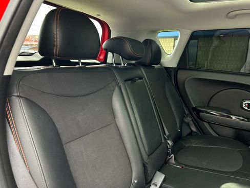Used 2019 Kia Soul ! w/ Technology Package FWD image 24