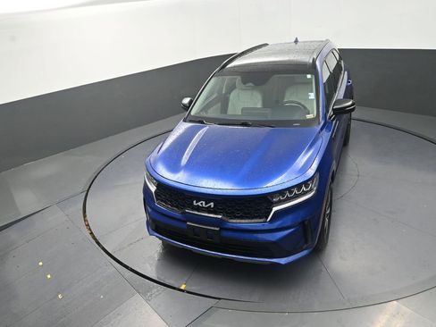 Used 2022 Kia Sorento S w/ Panoramic Sunroof Package image 13