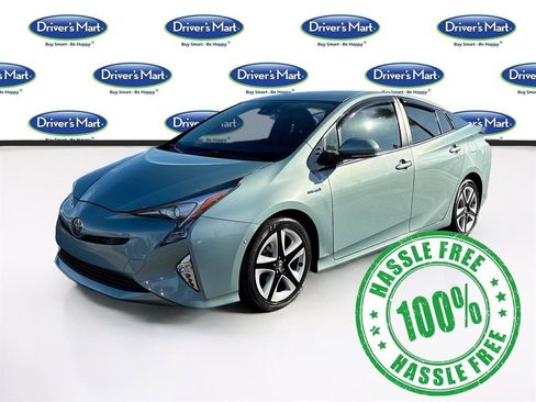 Used 2018 Toyota Prius Four Touring image 3