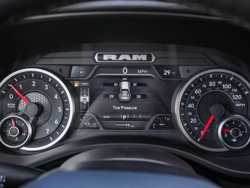 New 2026 RAM 1500 Big Horn AWD/4WD image 24