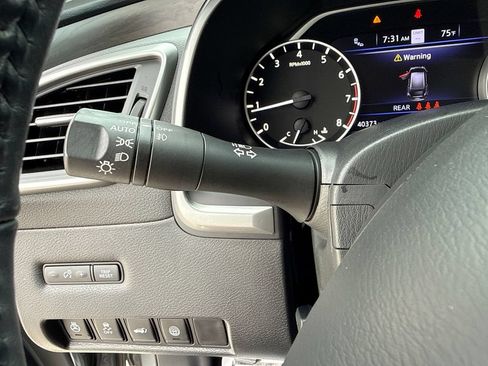 Used 2023 Nissan Murano Platinum w/ Cargo Package FWD image 28