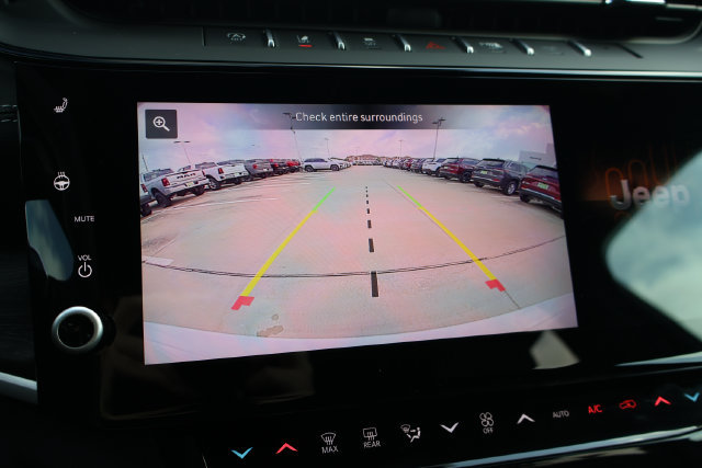 New 2026 Jeep Grand Cherokee Altitude RWD image 17
