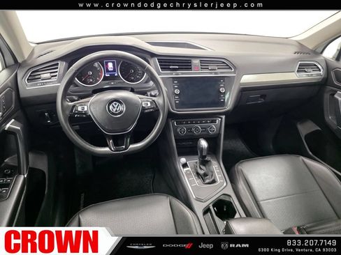 Used 2020 Volkswagen Tiguan SE FWD image 21