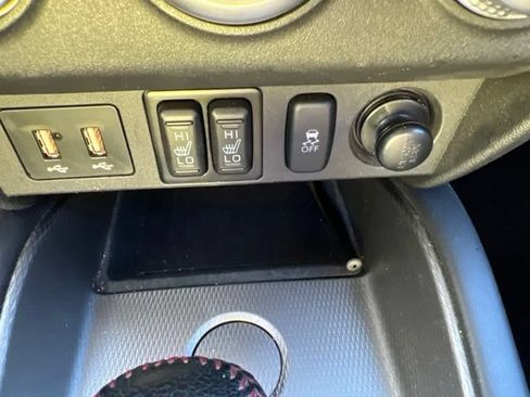 Used 2022 Mitsubishi Outlander Sport FWD image 27
