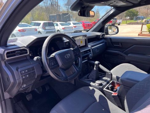 Used 2024 Toyota Tacoma SR image 16