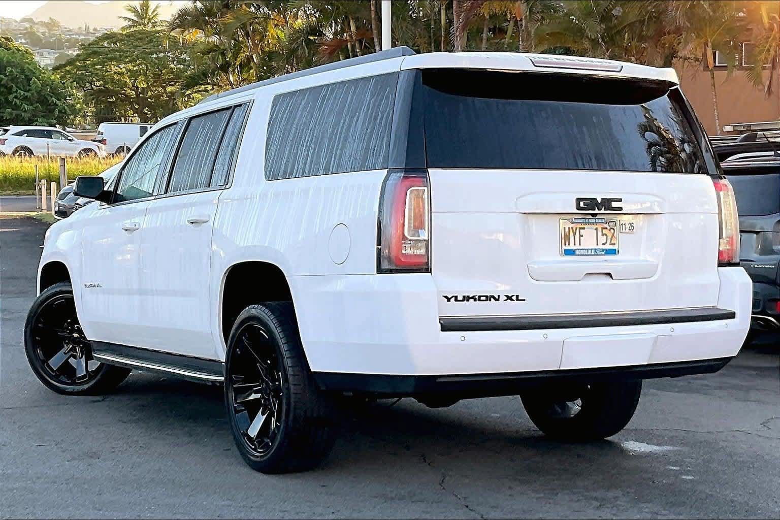 Used 2020 GMC Yukon XL SLE w/ Convenience Package RWD image 4