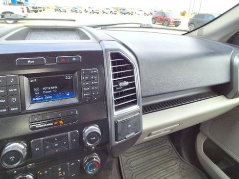 Used 2016 Ford F150 XLT image 17