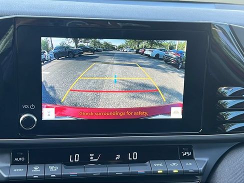 Used 2025 Toyota Camry LE w/ Convenience Package FWD image 16