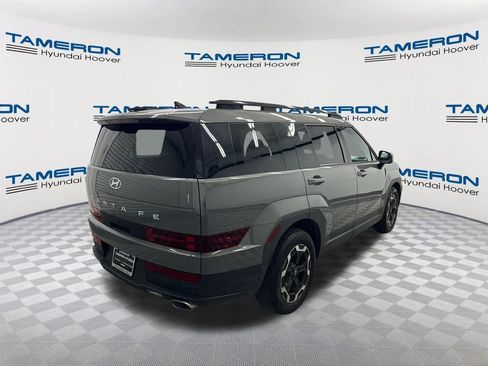 Used 2024 Hyundai Santa Fe SEL FWD image 5