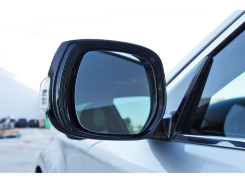 Used 2017 INFINITI Q70 3.7 image 10