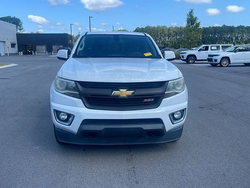 Used 2017 Chevrolet Colorado Z71 RWD image 2