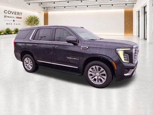 Certified 2025 GMC Yukon Denali RWD image 17