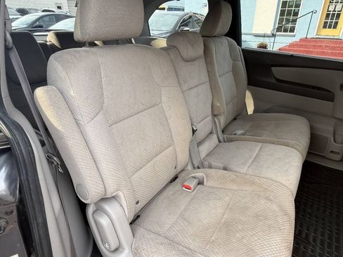 Used 2015 Honda Odyssey EX image 21