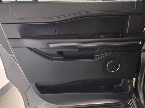 Used 2021 Ford Expedition Max XLT AWD/4WD image 27