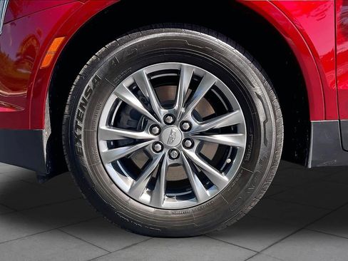 Used 2021 Cadillac XT5 Premium Luxury image 10