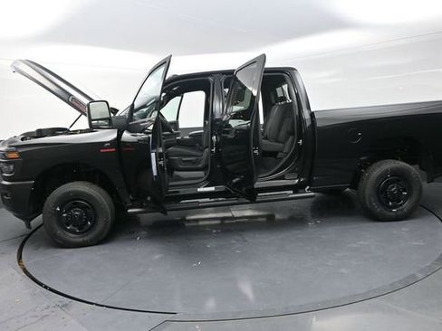 New 2026 RAM 2500 Tradesman AWD/4WD image 34
