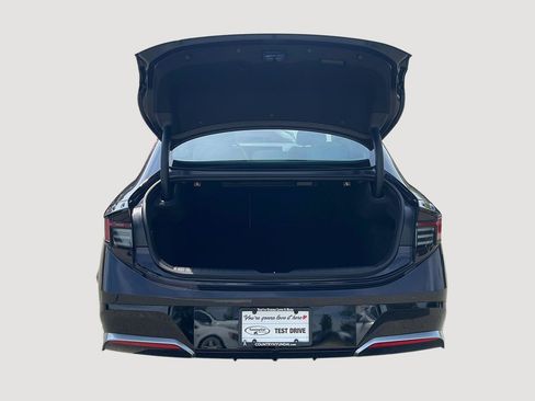 Used 2026 Hyundai Sonata SEL FWD image 33